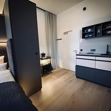 Apart-hotel Diehls - Design-apartments 3*